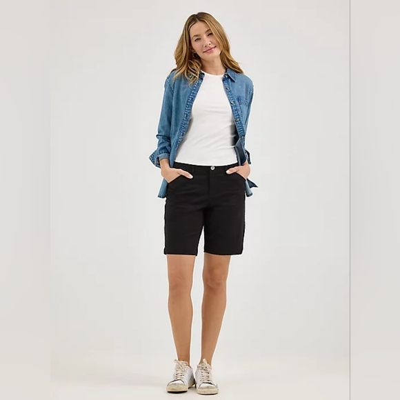 American Eagle Outfitters Pants - American Eagle Outfitters Black Skinny Bermuda Shorts